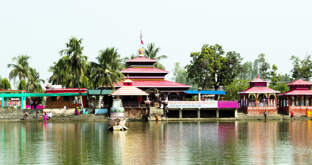 धार्मिक पर्यटन प्रवर्धन गर्न बिर्तामोड–छिन्नमस्ता दर्शन यात्रा