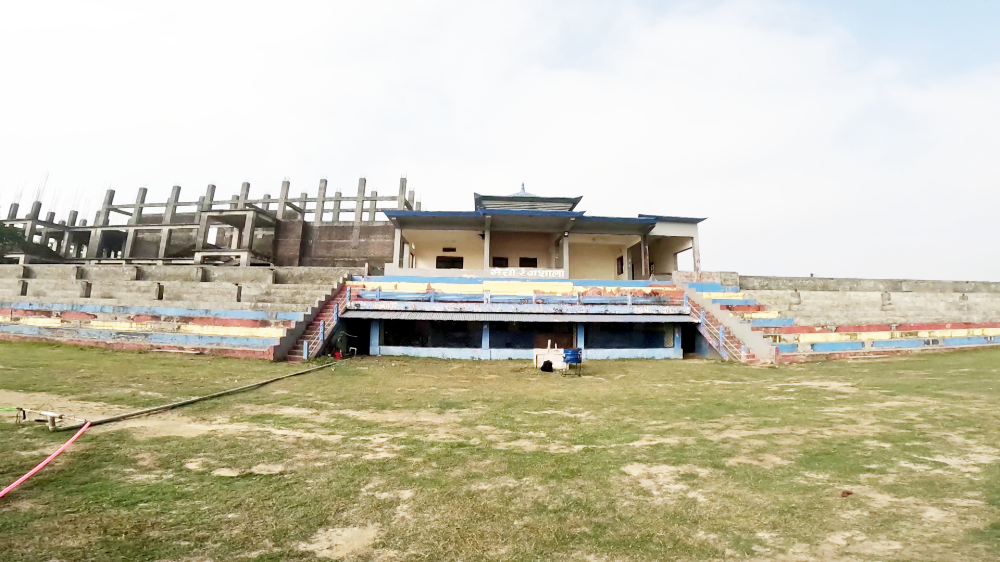 मेची रंगशालामा फ्लडलाइट जडान प्रक्रिया अघि बढ्यो