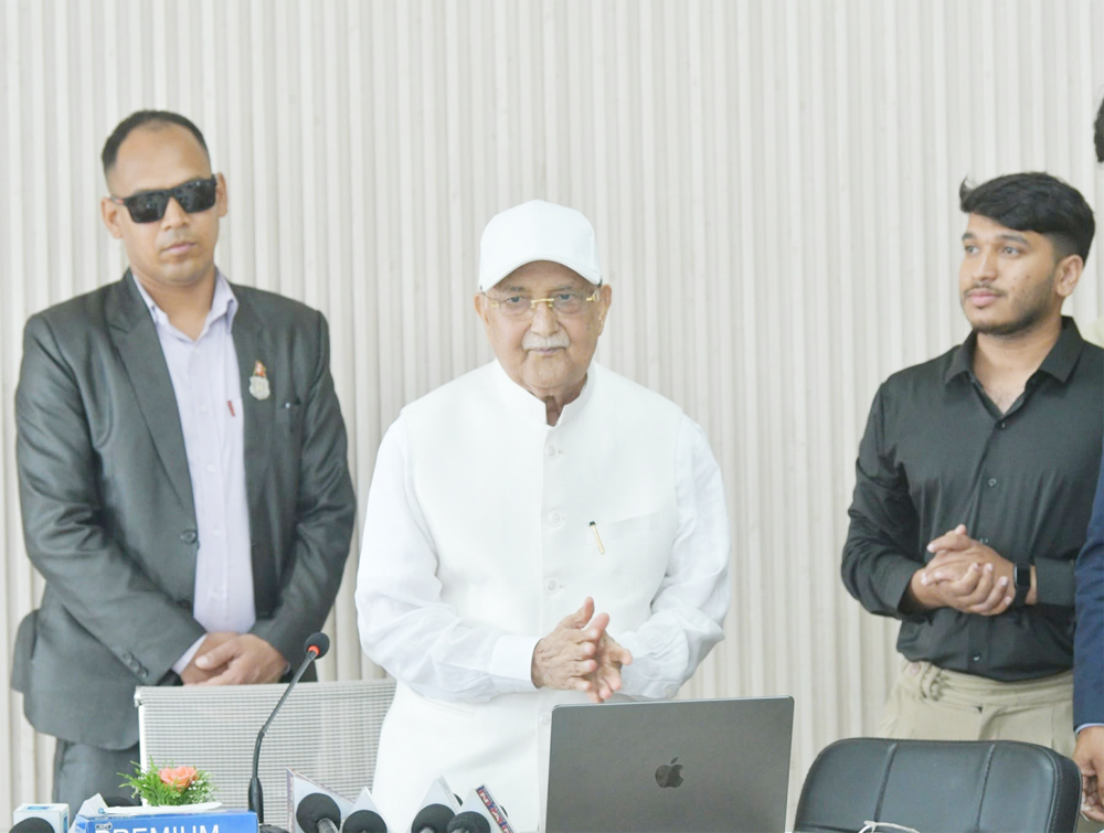 एमालेले सार्वजनिक गर्यो नयाँ वेबसाइट र एप, सूचना प्रविधिमा थप सशक्त हुने ओलीको भनाइ