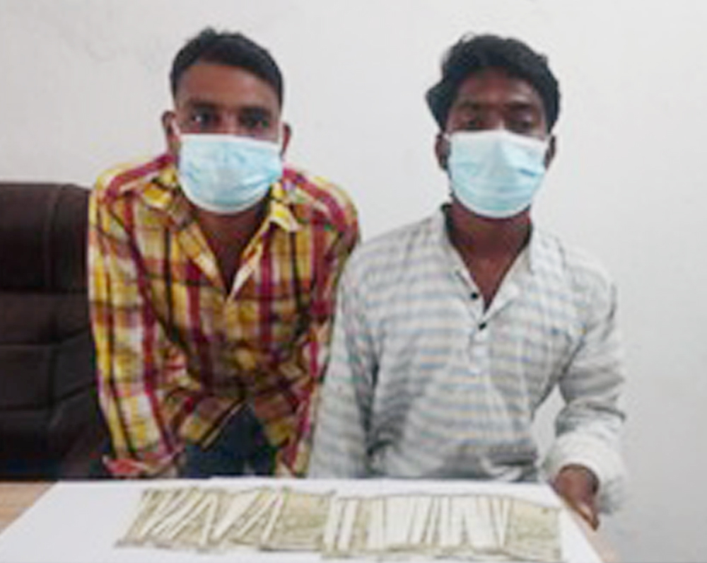 झापामा भारतीय नक्कली नोटसहित दुई जना पक्राउ
